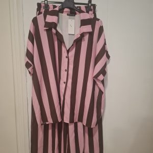 Conjunto Rayas Rosa