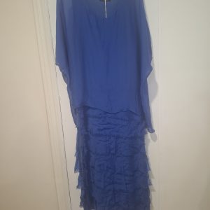 Vestido azul fuerte volantes