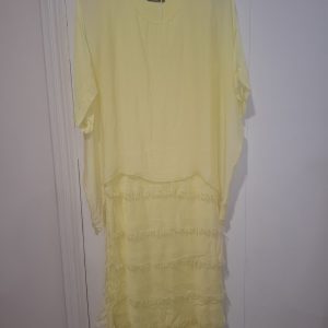 Vestido amarillo volantes